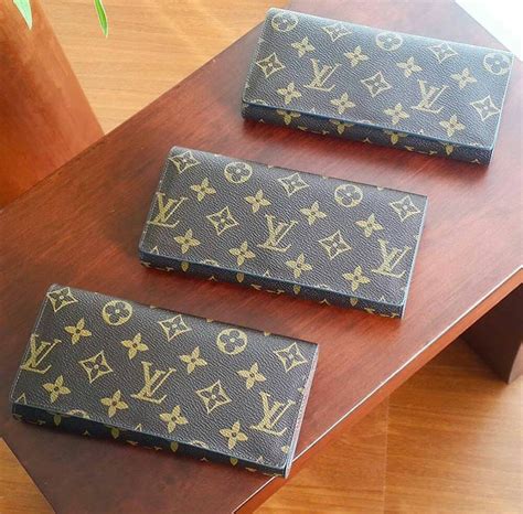 Cómo diferenciar una cartera Louis Vuitton auténtica de una réplica